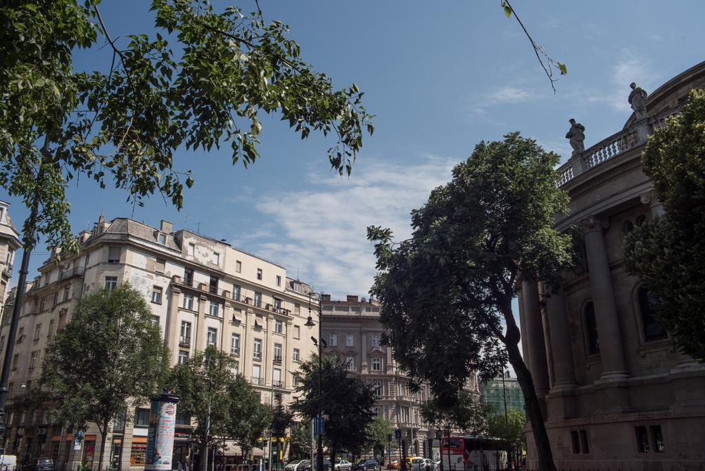 Helena Apartment With View On St. Stephan'S Basilica Будапеща Екстериор снимка